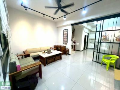 六甲區中華路7歲透天厝| 台南市六甲區