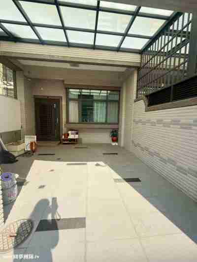 安南區台江文化中心藝文特區邊間大地坪車墅| 台南市安南區