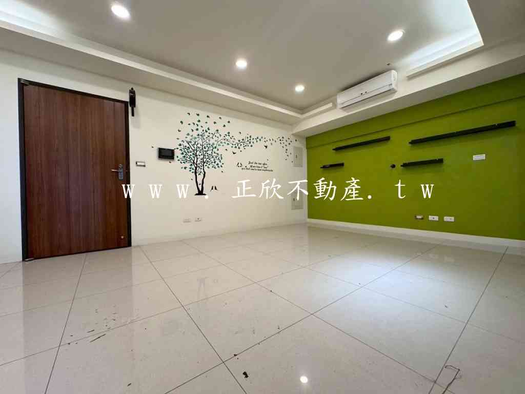 南區 華友聯EVO景觀美麗2房+坪車| 台南市南區